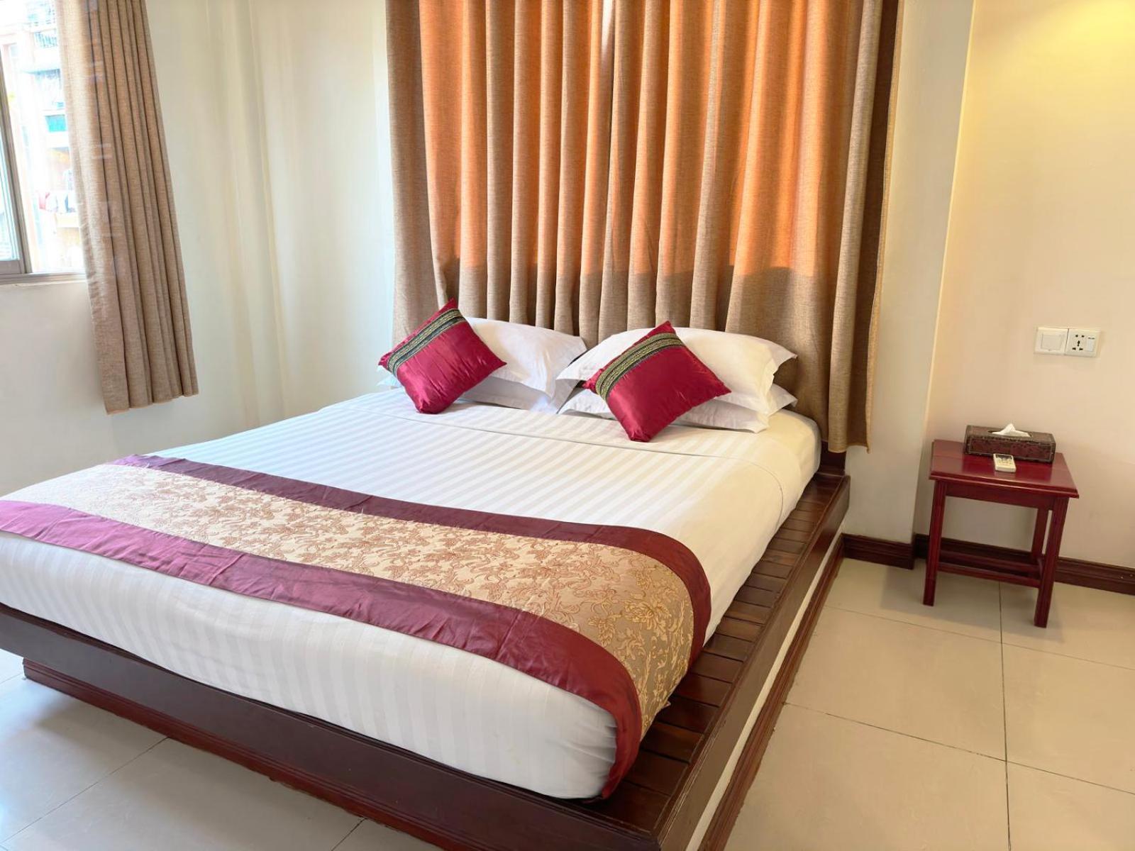 Hotel 63 Yangon Exteriör bild