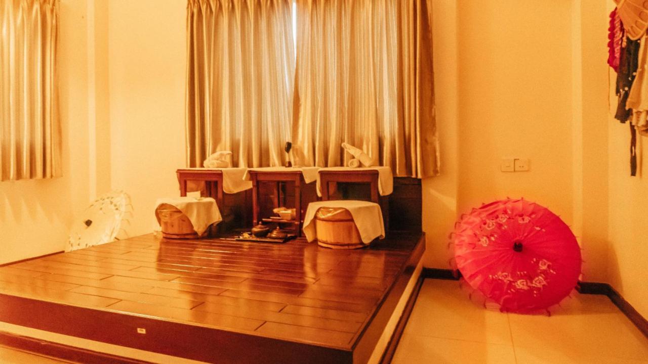 Hotel 63 Yangon Exteriör bild